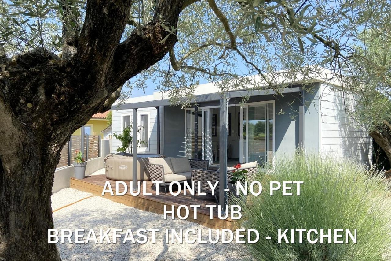 Boutique Mobile Homes Ulikarovinj (Adults Only) Exterior foto
